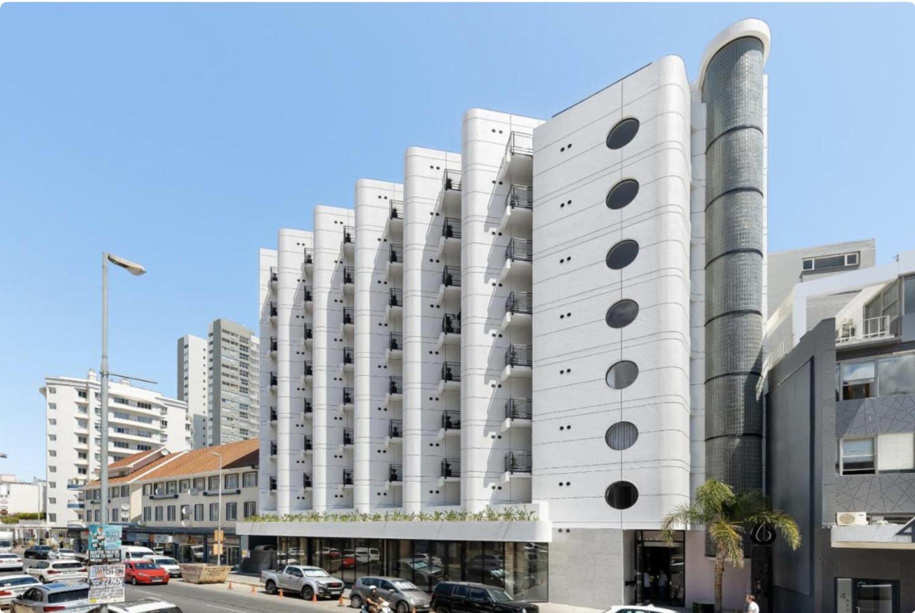 Flamingo In Sea Point With Mountain View Apartamento