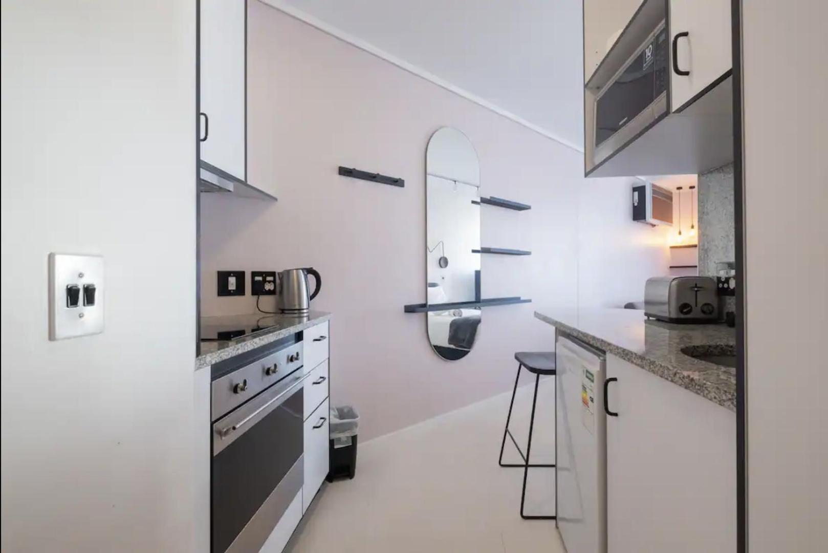 Flamingo In Sea Point With Mountain View Apartamento