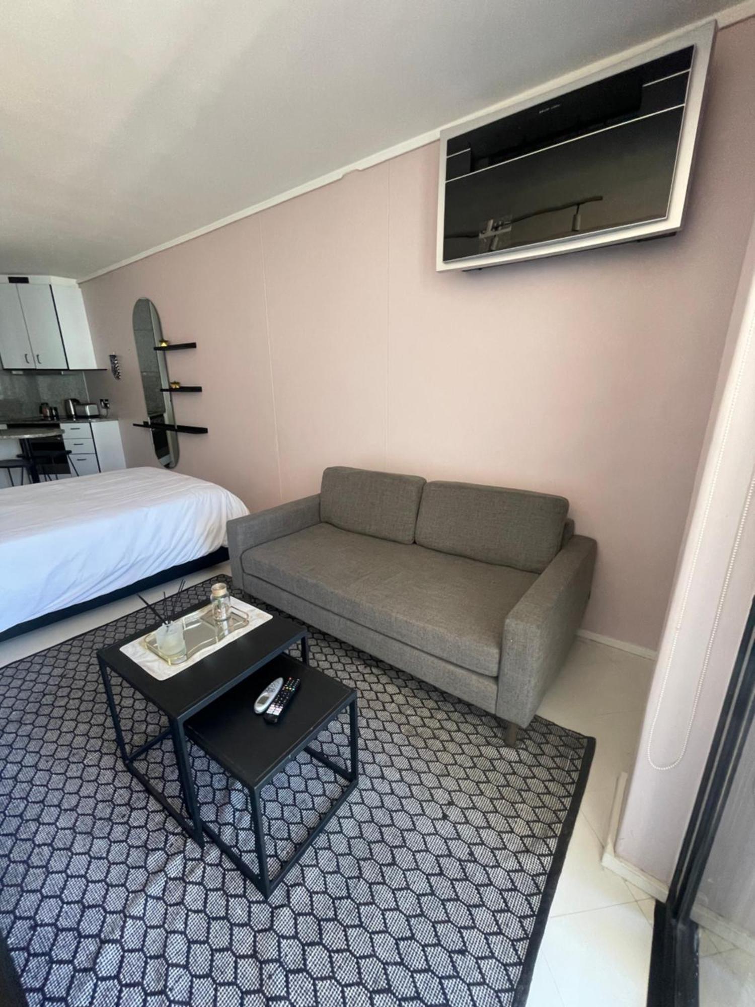 Flamingo In Sea Point With Mountain View Apartamento *